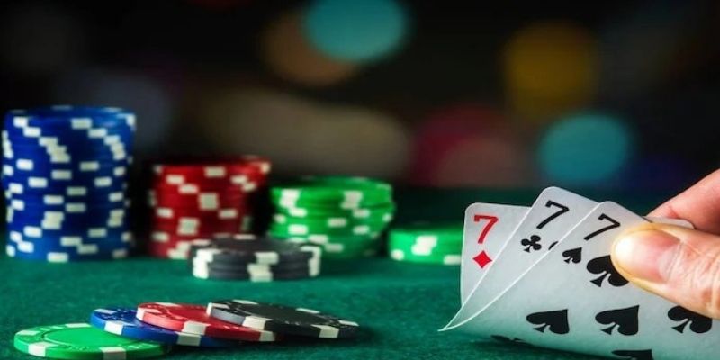 Thử Poker săn quà đình đám, thưởng khủng